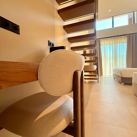 Aethra Otel